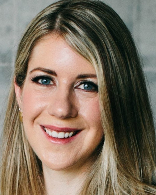 Headshot of Carolyn Hynds